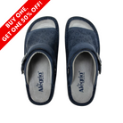 Top View of Women’s Alegria Klover clog in Oiled Navy – featuring a wide, roomy toe box that allows for natural toe spread, a cushioned insole that supports all-day wear, and an easy slip-on design for quick comfort and convenience.