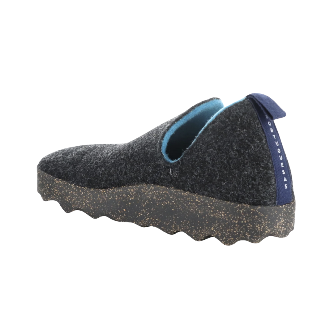 Back view of Women’s Asportuguesas City in Anthracite – featuring a flat heel collar, single rear seam, and flared sole base for added stability and support.