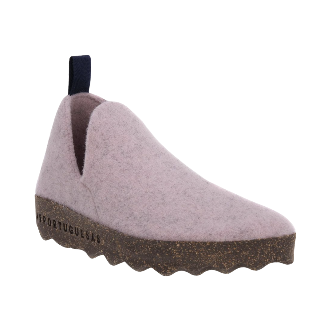 Side view of Women’s Asportuguesas City in Marble Pink – featuring a recycled wool upper in muted marble pink, low-cut slip-on profile, and a cork and rubber outsole offering lightweight, eco-conscious comfort for casual everyday wear.