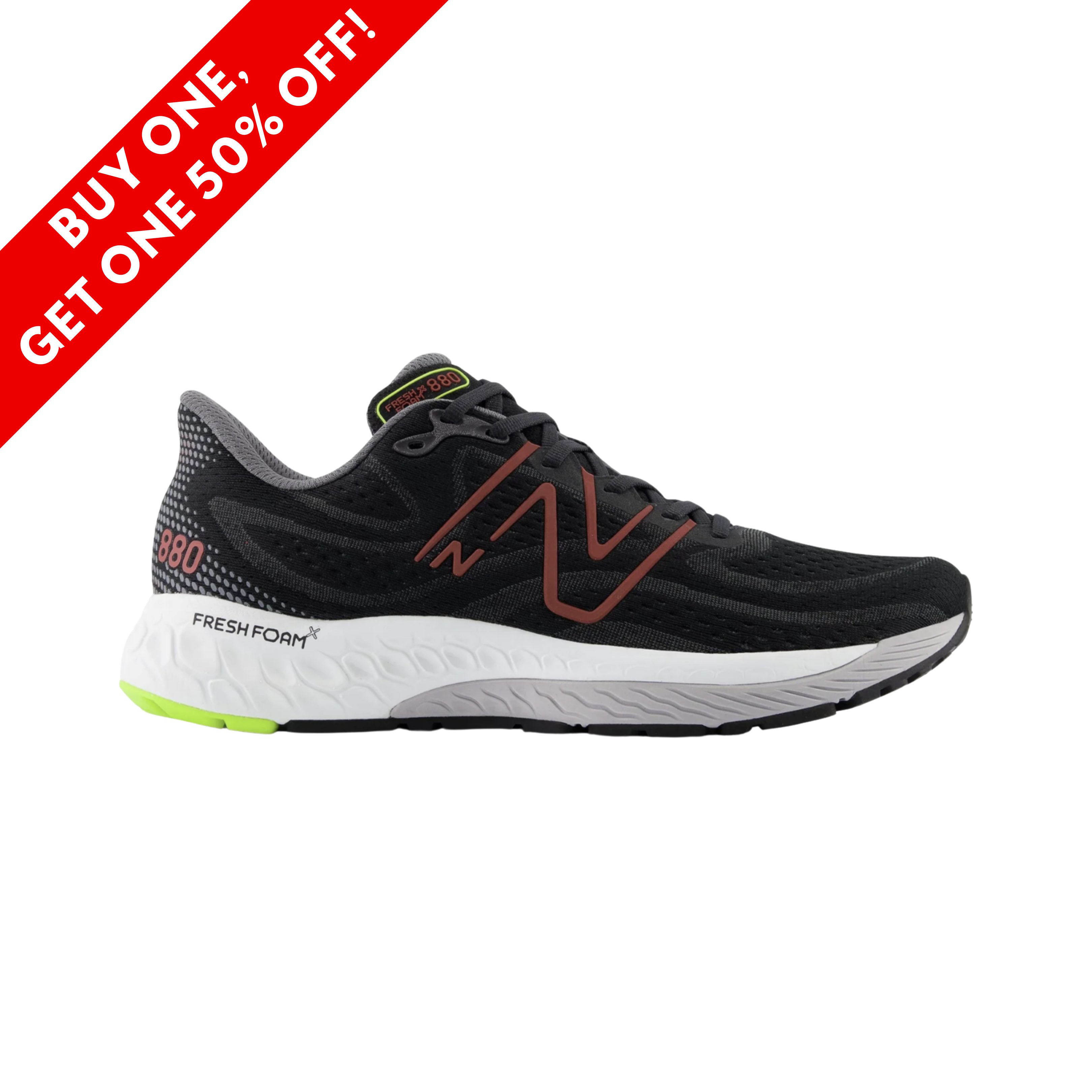 Side View of Men’s New Balance Fresh Foam x 880v13 running shoe in black with brick red – featuring a breathable engineered mesh upper, Fresh Foam X midsole for soft cushioning, and durable rubber outsole for everyday performance.