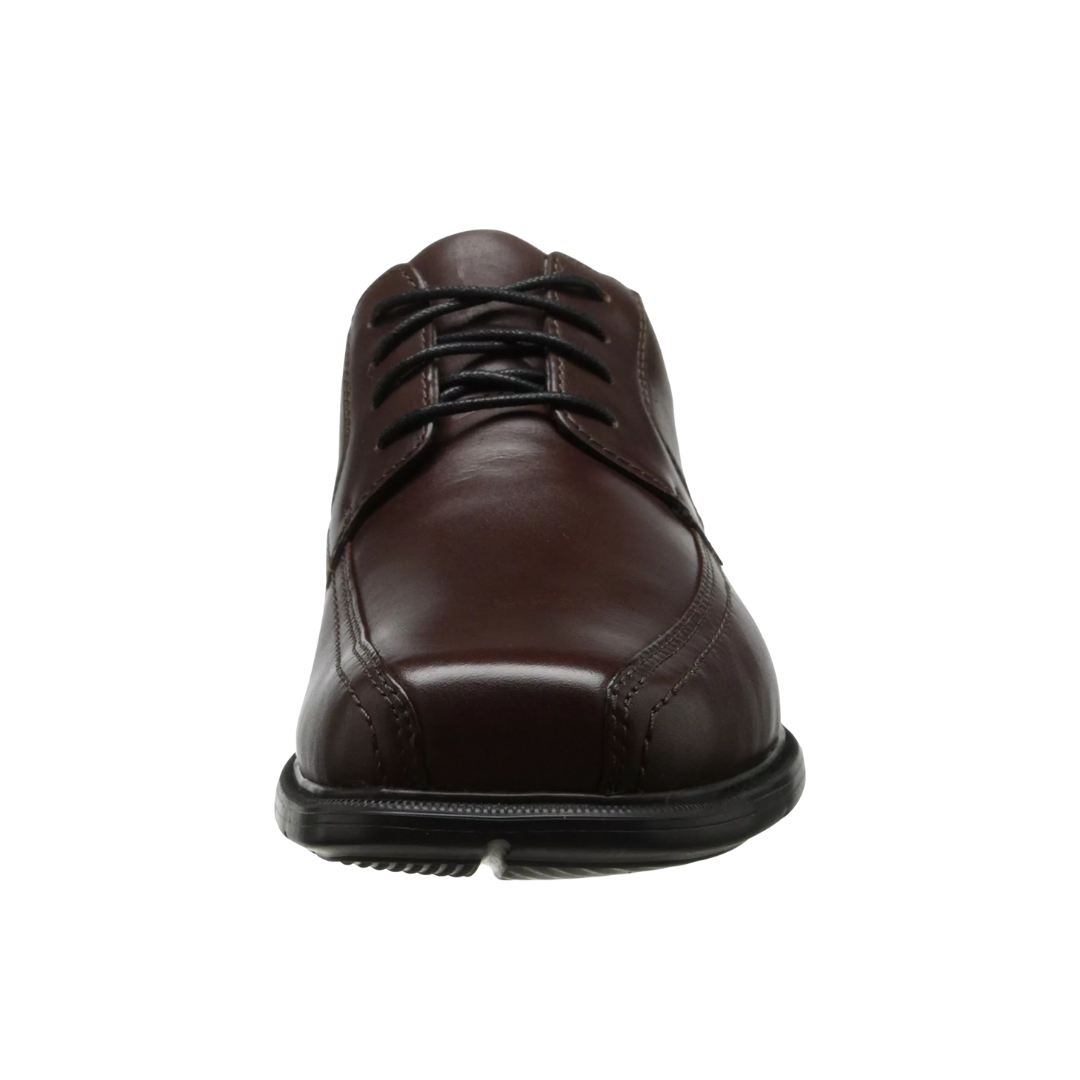 Front view of Men’s Douglas Bike Front Oxford dress shoe in brown – featuring a smooth leather upper, bike toe stitching, and padded collar for enhanced comfort.