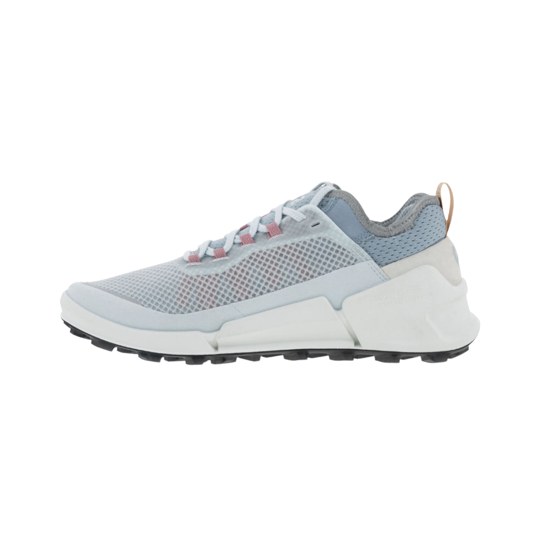 Side View of Women’s ECCO BIOM 2.1 X Country Low Trail Shoe in Air/Shadow White – featuring BIOM® Natural Motion technology for a close-to-the-ground feel, ECCO PHORENE™ midsole for lightweight energy return, and breathable mesh upper with synthetic overlays for support.