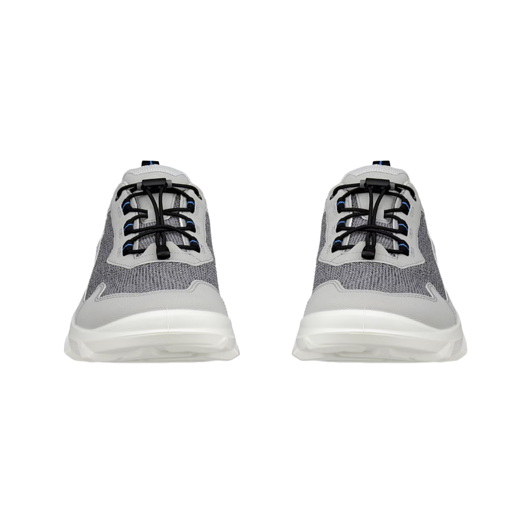 Front View of Men’s ECCO MX Low Shoe in Concrete/Silver Grey – featuring reinforced toe panel for durability, breathable forefoot mesh, and ergonomic shape for natural fit and comfort.