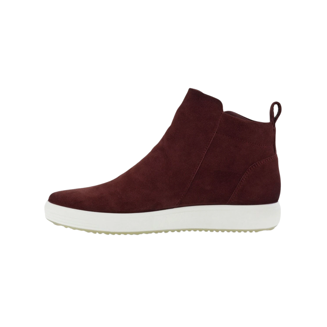 Side view of Women’s Ecco Soft 7 Zip Bootie in andorra – featuring premium soft leather upper with side zipper for easy on and off, cushioned footbed for all-day comfort, and sleek silhouette perfect for casual and dressy occasions.