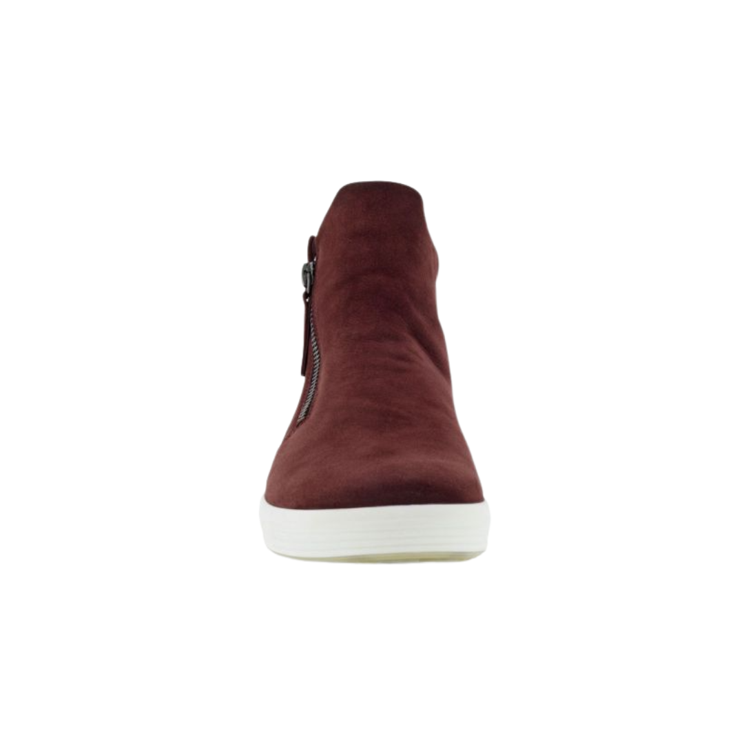 Front View of Women’s ECCO Soft 7 Zip Bootie in Andorra – featuring rich leather upper for timeless style, functional side zipper for easy on/off, and anatomical footbed for all-day comfort.