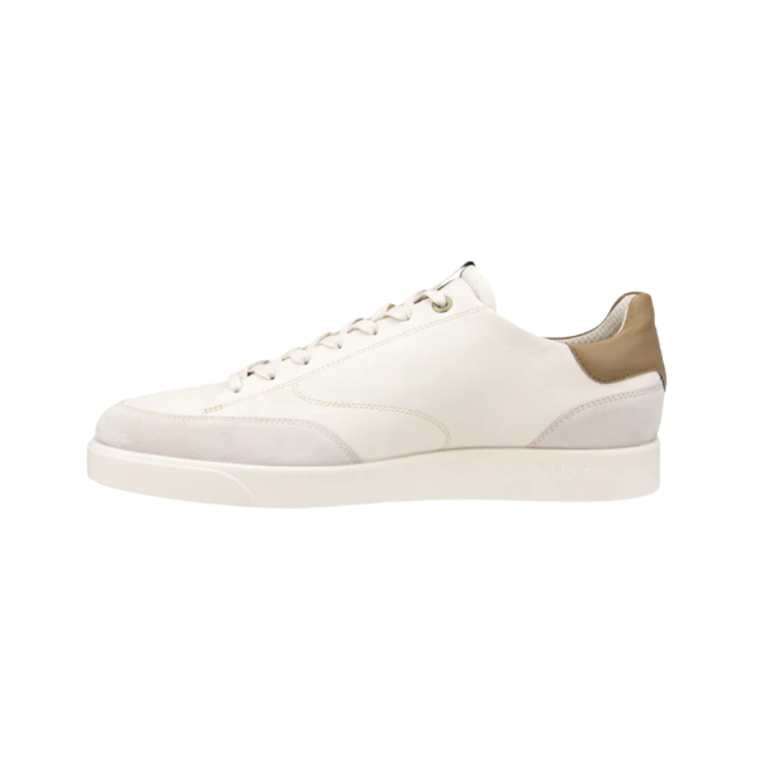 Side View of Men’s ECCO Street Lite Luxe Sneaker in Limestone/Nutmeg Brown – featuring rich leather upper for a premium look, retro-inspired cupsole design, and FLUIDFORM™ construction for lightweight cushioning.