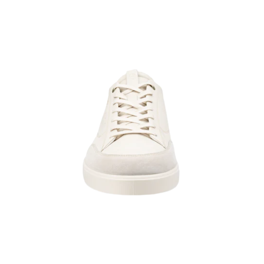 Front View of Men’s ECCO Street Lite Luxe Sneaker in Limestone/Nutmeg Brown – featuring rounded toe box for all-day comfort, premium lacing system for support, and detailed stitching for refined finish.