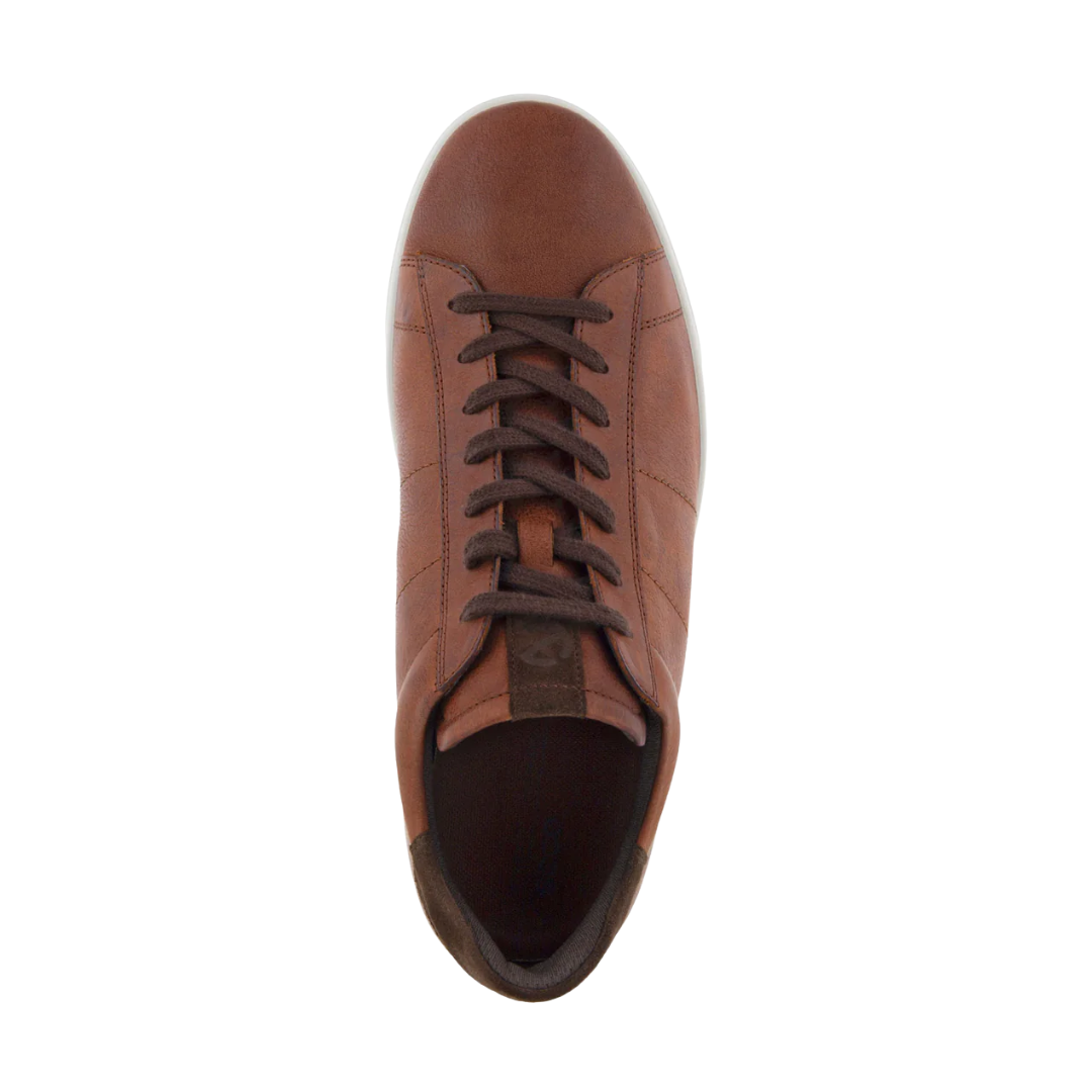 Top view of Men’s Ecco Street Lite sneaker in whisky and coffee – featuring padded collar and tongue for comfort, breathable lining to keep feet dry, and traditional lace-up closure for secure fit.