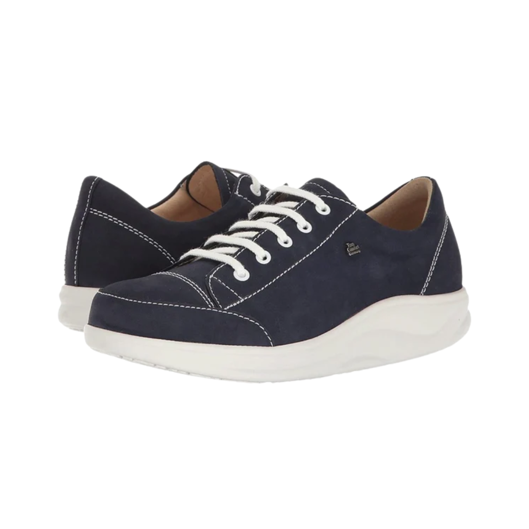 Side View of Women’s Finn Comfort Ikebukuro Atlantic Patagonia Shoe in Deep Blue – featuring smooth leather upper for elegant style, cushioned footbed for comfort, and durable outsole for all-day support.