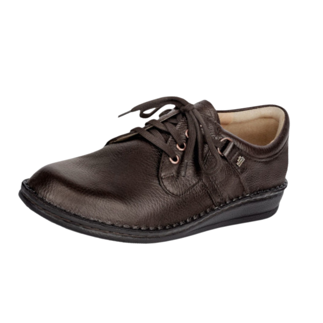 Side View of Women’s Finn Comfort Vaasa Shoe in Coffee Brown – featuring smooth leather upper for elegant style, cushioned footbed for comfort, and durable outsole for all-day support.