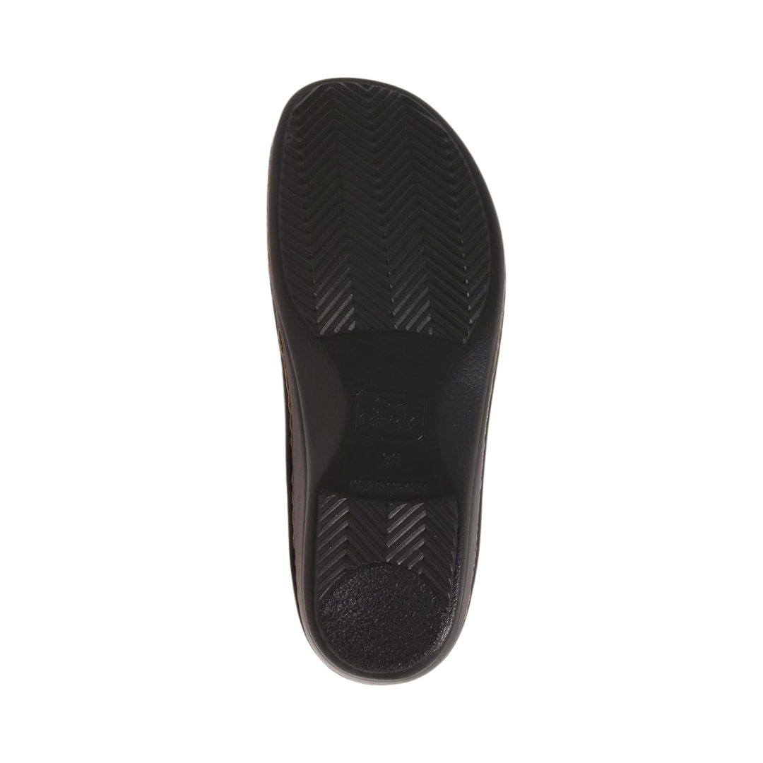 Bottom View of Women’s Finn Comfort Jamika-S Shoe in Brandy Brown – featuring durable rubber outsole with grip pattern, shock-absorbing heel, and flexible sole for stability.