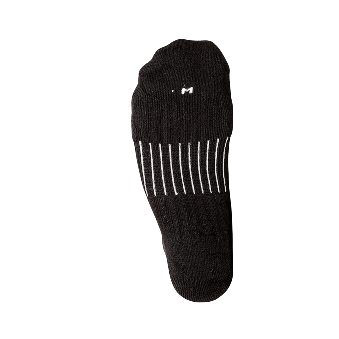 Bottom View of Unisex FitSok CF2 Cushion Quarter Sock in Black – featuring reinforced toe and heel for durability, arch support for a secure fit, and soft knit construction for underfoot comfort.
