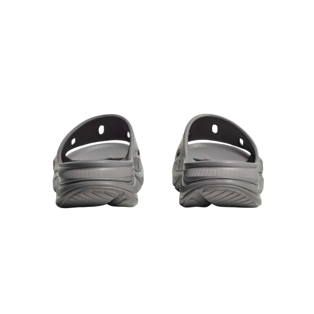 Back view of Unisex Ora Recovery Slide 3 in grey – featuring slightly raised heel for natural foot alignment, flexible sole for ease of movement, and durable outsole for traction.