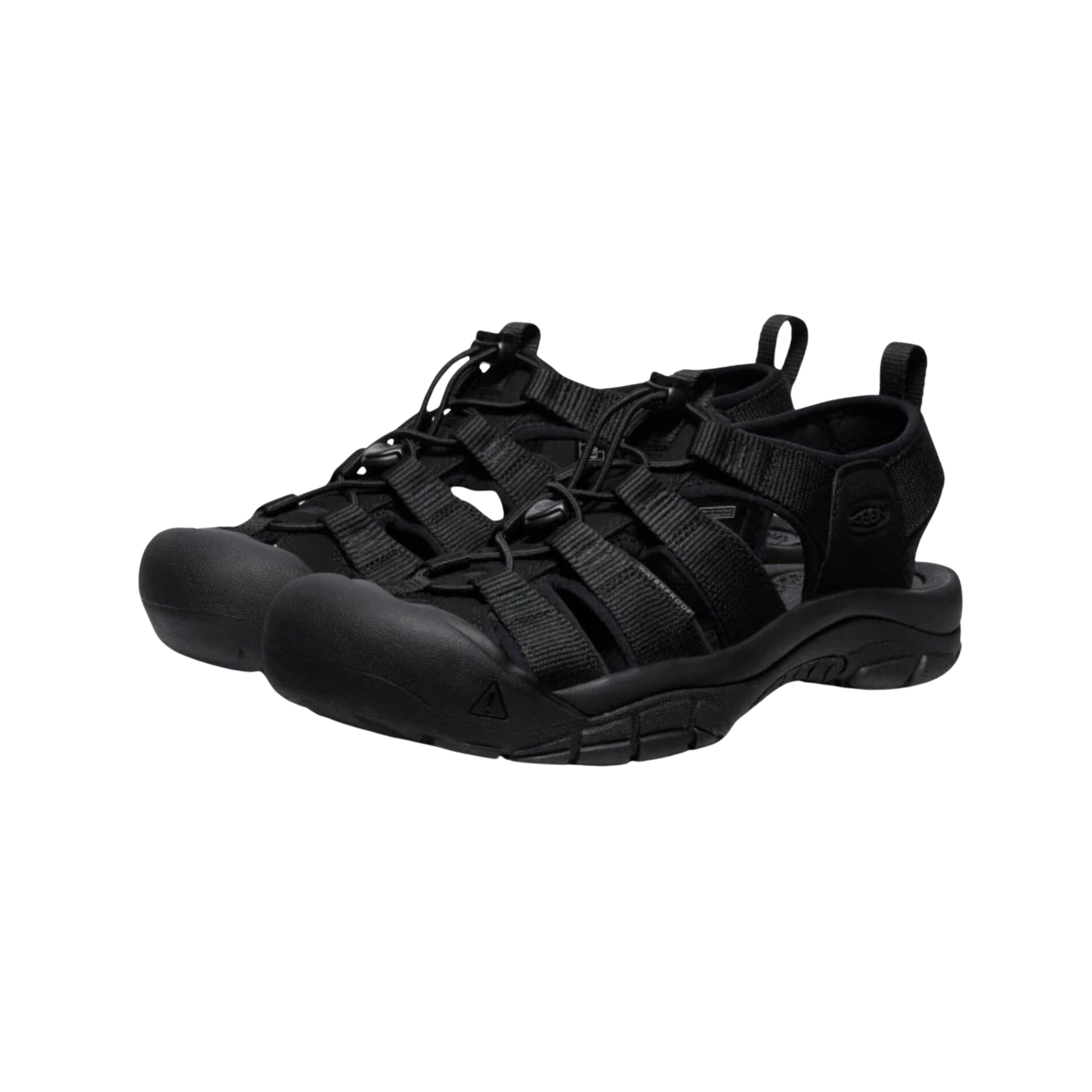 Side view of Women’s Newport H2 sandal in black – featuring quick-dry webbing upper with adjustable bungee lacing for secure fit, protective rubber toe bumper, and cushioned EVA midsole for all-day comfort.