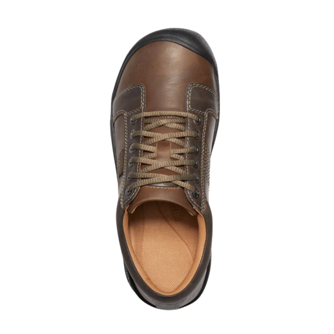Top view of Men’s Austin in Chocolate Brown – displaying rich brown leather construction, symmetrical lacing, and contoured shaping for a timeless, go-anywhere casual shoe.