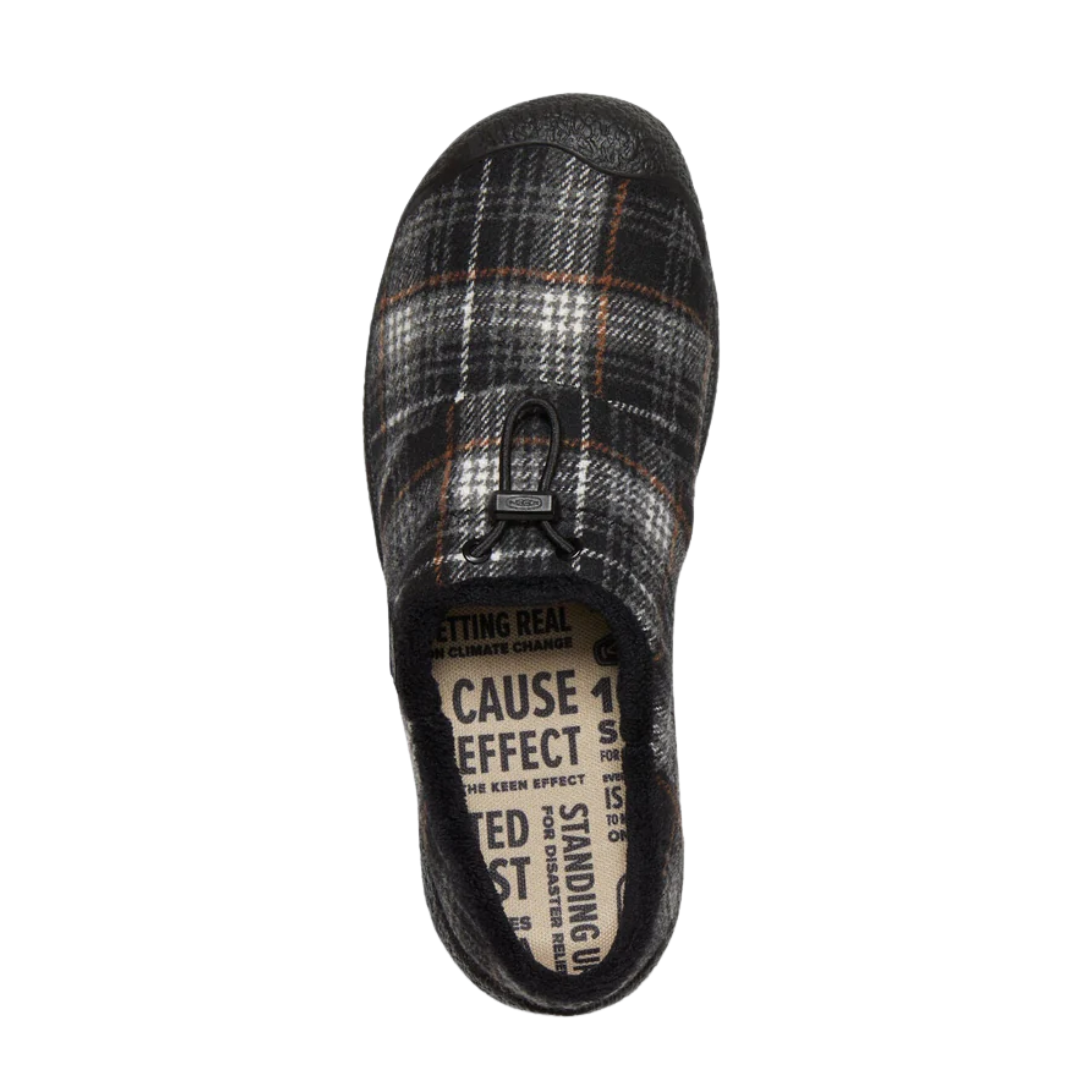 Top view of Women’s Keen Howser III Slide in black plaid and steel grey – featuring a soft microfleece interior, wide forefoot opening for easy entry, and padded upper for all-around comfort.