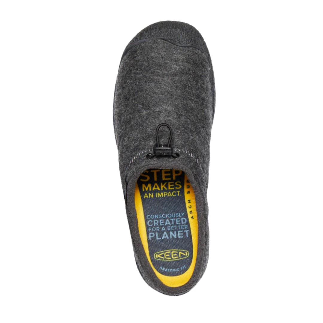 Top view of Men’s Howser III Slide in Charcoal Grey Felt/Black – displaying the charcoal grey felt upper, stretch gore panel for flexible entry, and a contoured footbed designed for everyday cushioning.