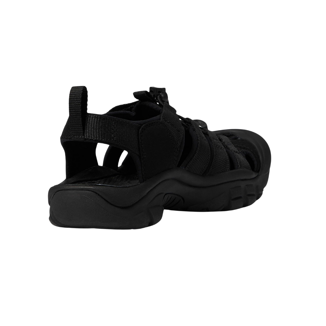 Back view of Women’s Newport H2 sandal in black – featuring adjustable heel strap for a snug fit, heel pull tab for easy on/off, and cushioned heel for comfort during extended wear.