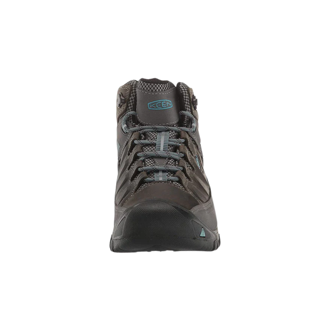 Front view of Women’s Targhee III Mid Boot in magnet and atlantic blue – featuring a reinforced toe cap for protection, ventilated forefoot mesh for breathability, and structured lacing system for even pressure distribution.