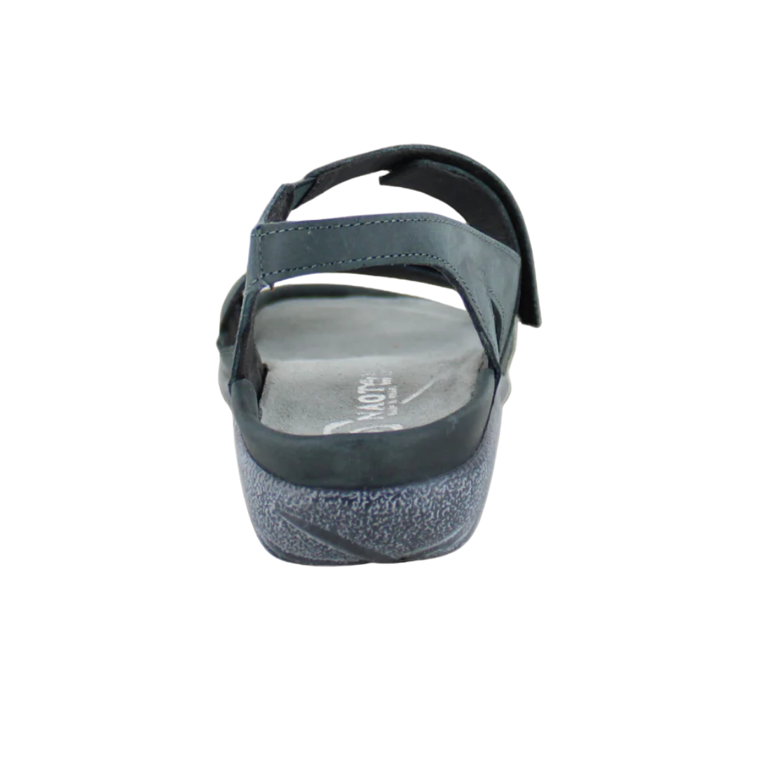 Back view of Women’s Whetu in Oily Shadow Nubuck – showing a closed heel with padded collar and adjustable hook-and-loop strap, offering heel stability and all-day walking comfort.