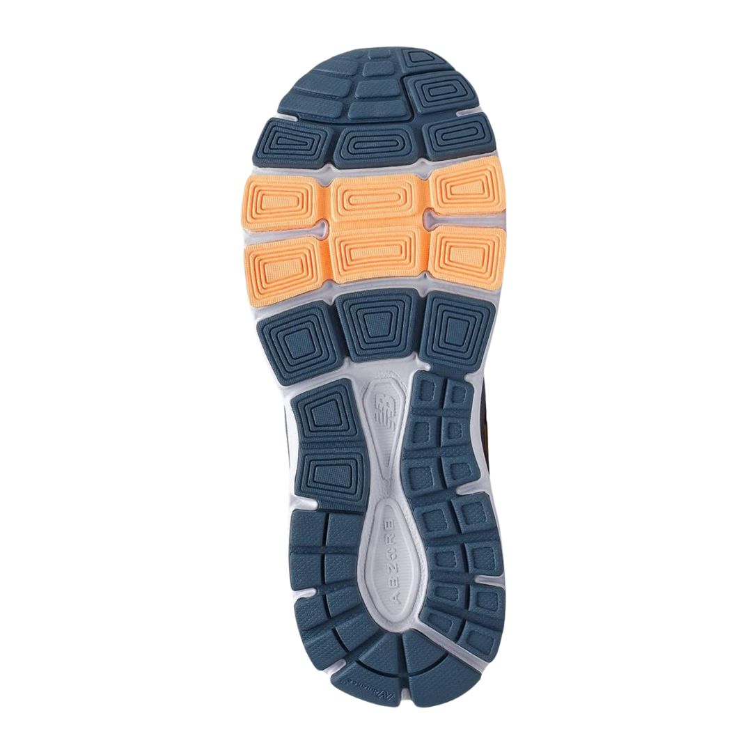 Bottom View of Women’s New Balance 840v5 running shoe in silent grey with light mango – featuring durable rubber outsole, flex grooves for smoother transitions, and traction pattern for stability.