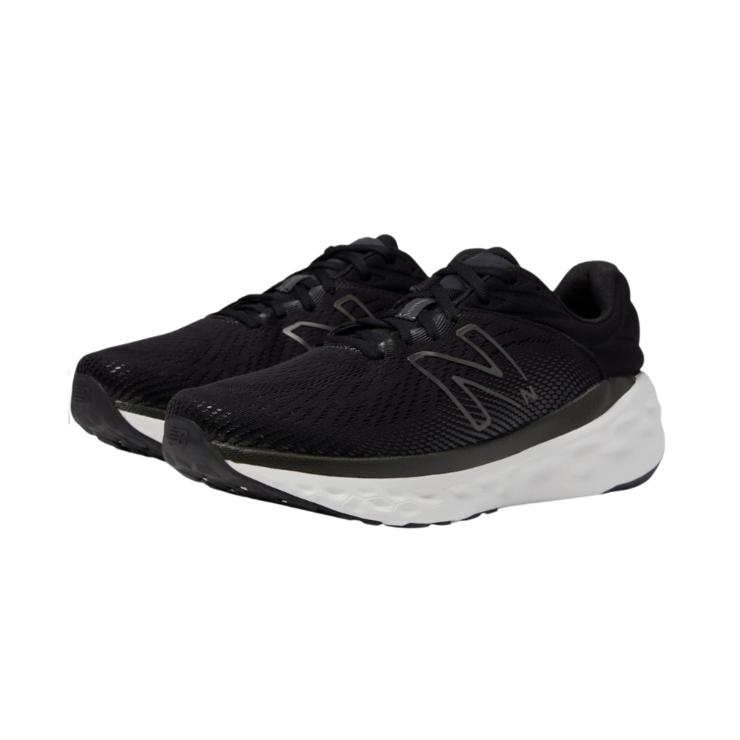 Side View of Men’s New Balance Fresh Foam X 840v1 running shoe in blacktop with black – featuring engineered mesh upper for breathability, Fresh Foam X midsole for cushioned support, and sleek black design for versatile style.
