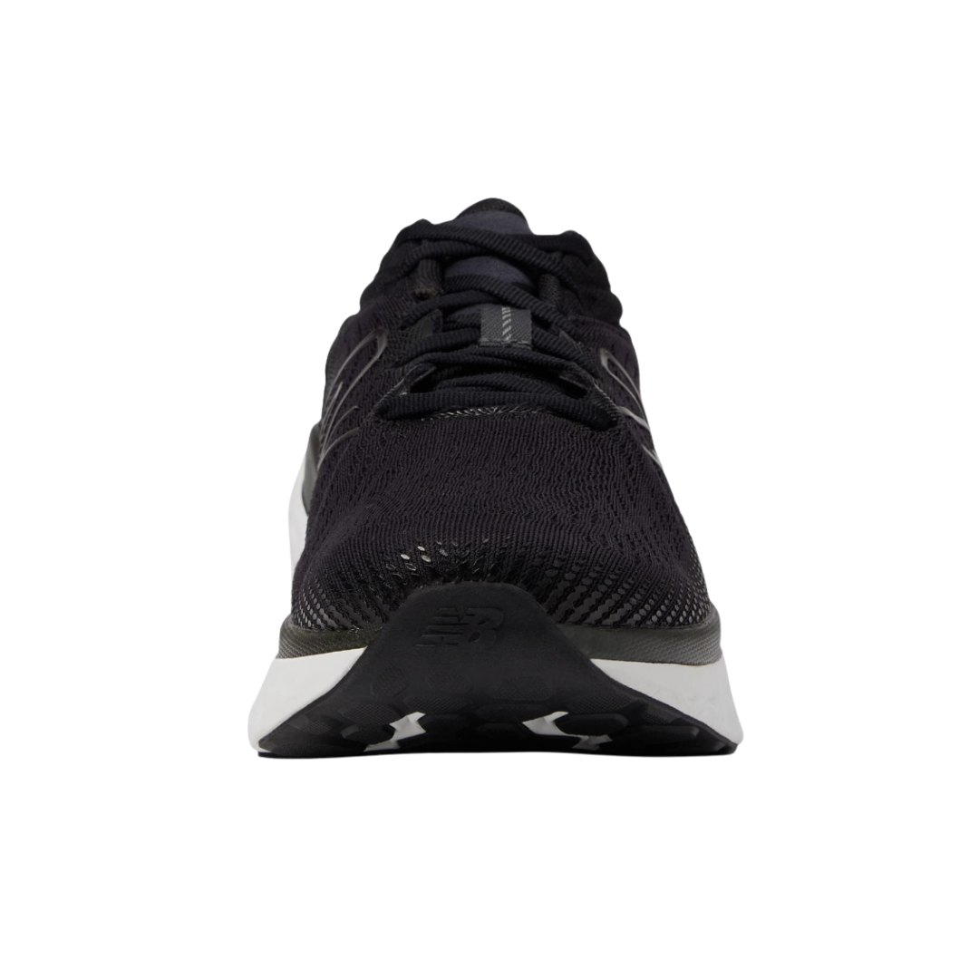 Front View of Men’s New Balance Fresh Foam X 840v1 running shoe in blacktop with black – featuring ventilated toe box, seamless mesh upper, and tonal black laces for a clean finish.