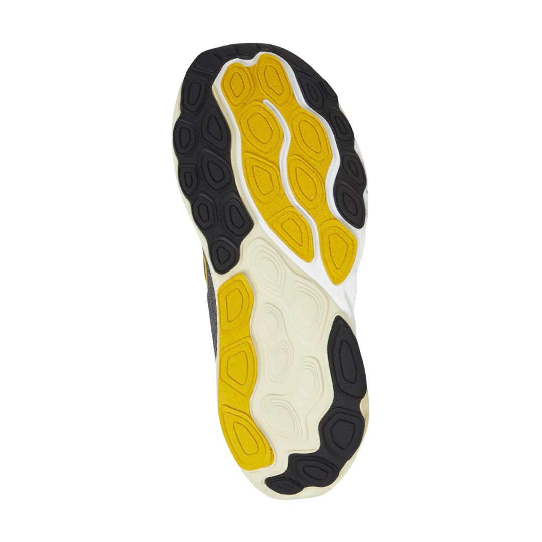 Bottom View of Men’s New Balance Fresh Foam X 860v14 running shoe – featuring blown rubber outsole with multi-surface traction pattern, stability-enhancing tread design, and deep flex grooves for natural motion.