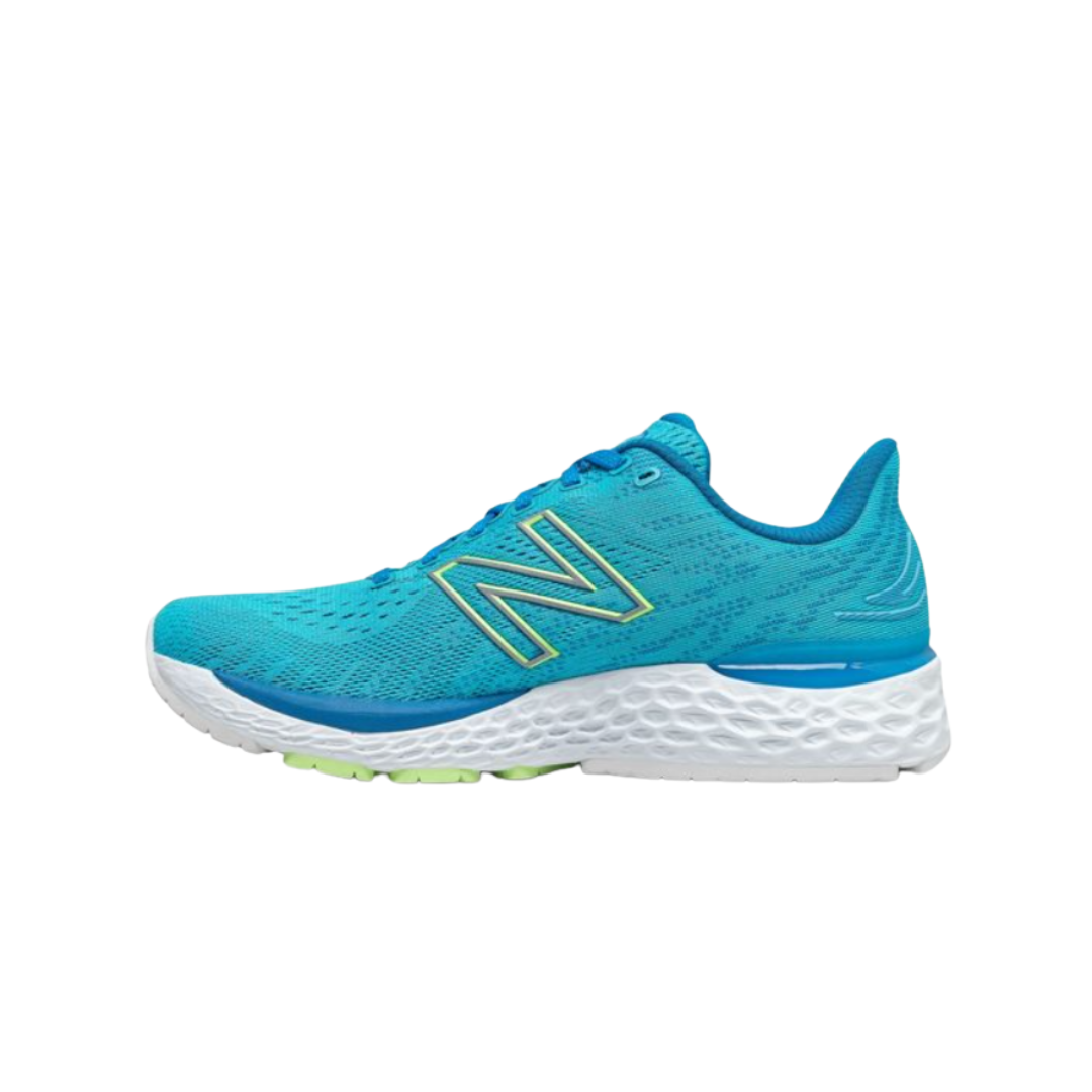 Side view of Women’s New Balance Fresh Foam X 880v11 in Virtual Sky/Wave – featuring Fresh Foam X midsole cushioning for a soft, smooth ride, and a sleek design for modern aesthetics.