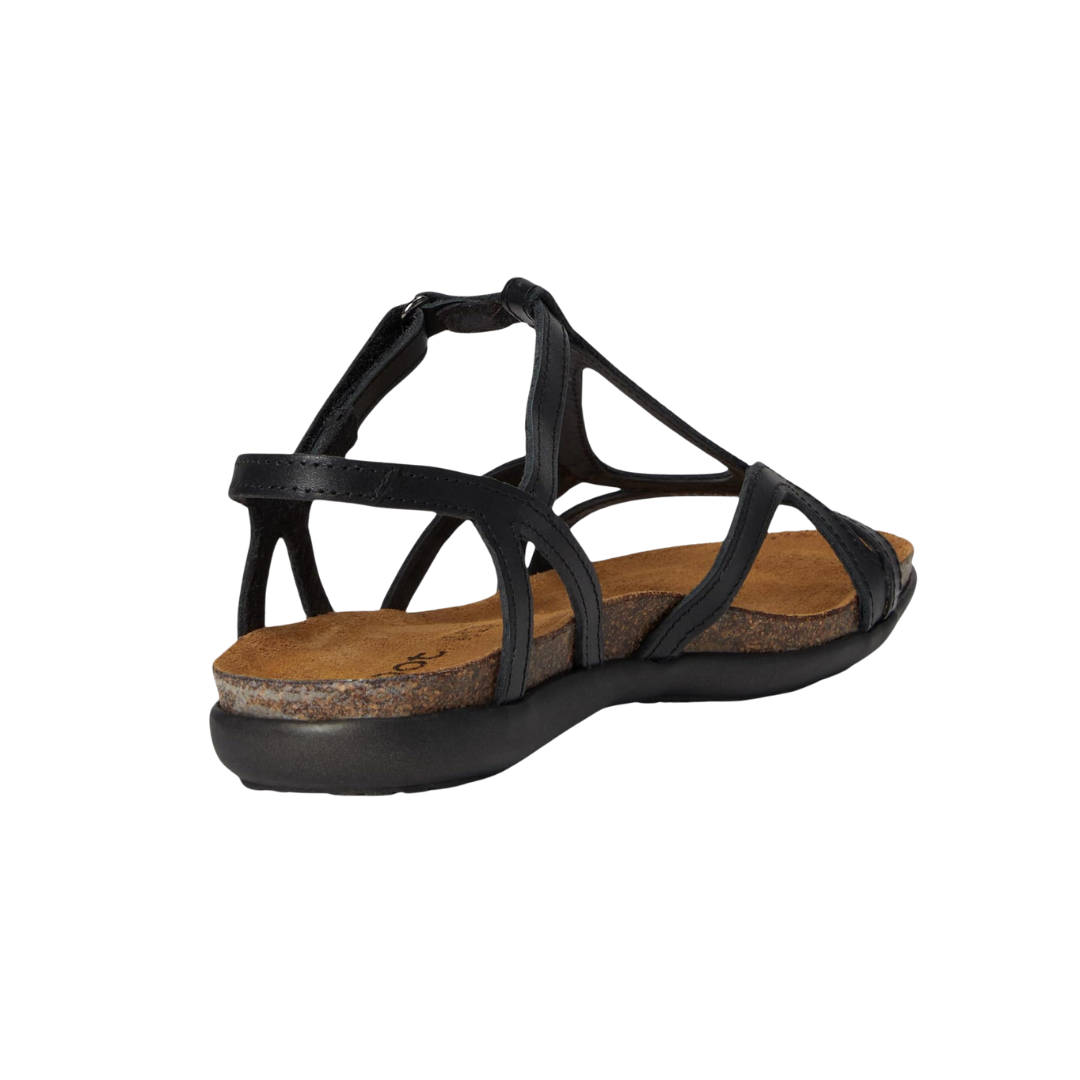 Angled view of Women’s Dorith in Black Raven Leather – capturing the refined black leather finish, flattering open structure, and anatomical comfort design suited for both casual outings and dressier occasions.