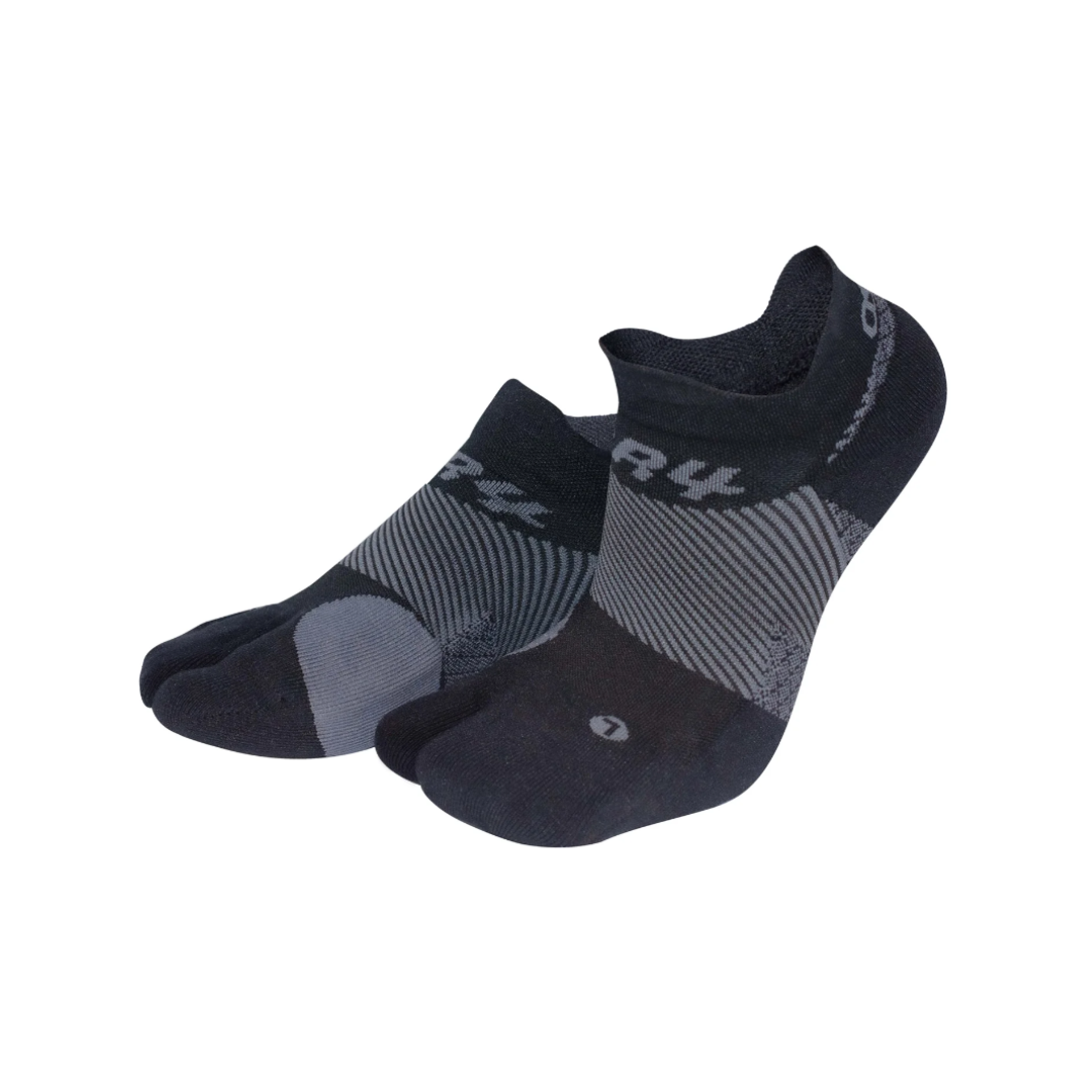 Side view of Unisex OS1st Bunion Relief no-show socks in black and grey – featuring stretchable fabric to relieve pressure on bunions, cushioned padding, moisture-wicking material, and seamless design.