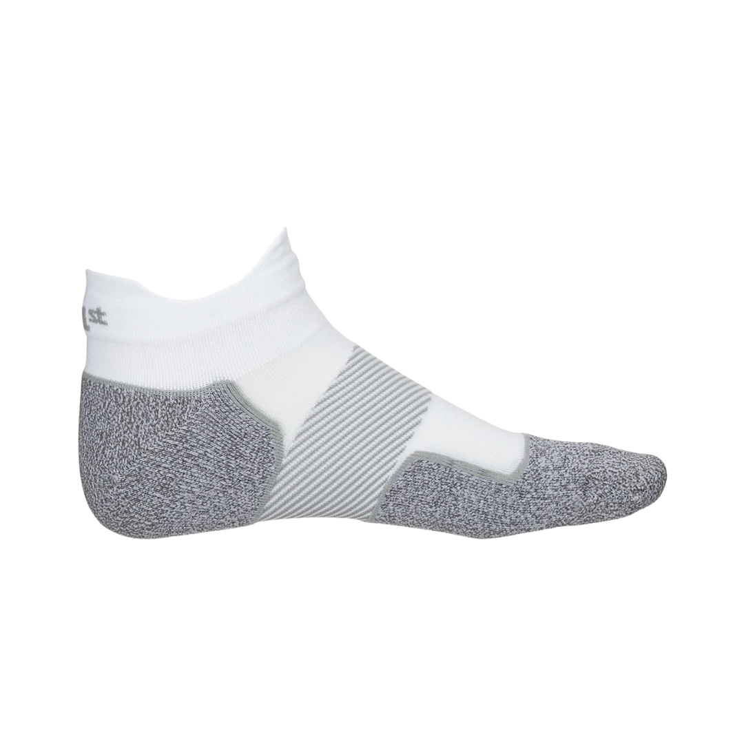 Side View of OS1st AC4 Active Comfort No-Show Sock – featuring lightweight breathable fabric, targeted arch compression for support, and cushioned soles for all-day comfort.