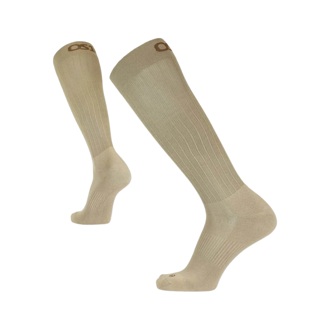 Side View of OS1st TS5 Travel Compression Calf Length Socks – featuring graduated compression to improve circulation, reinforced heel and toe for durability, and breathable knit fabric for all-day comfort.