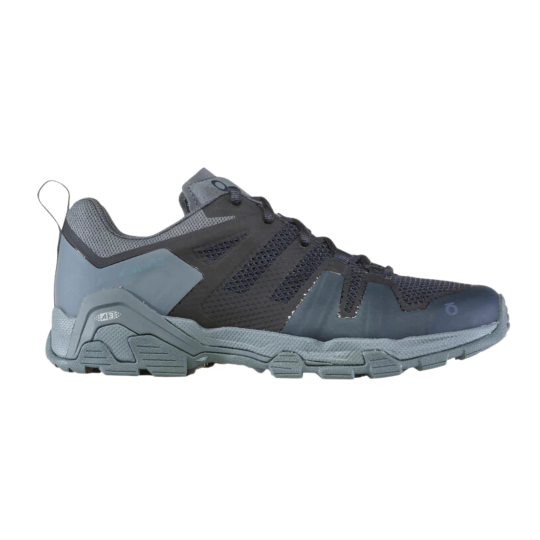Side view of Men's Arete Low hiking shoe in Blue Night – featuring a lightweight and breathable mesh upper with synthetic overlays, responsive midsole cushioning, and a grippy outsole designed for fast-paced trail performance.