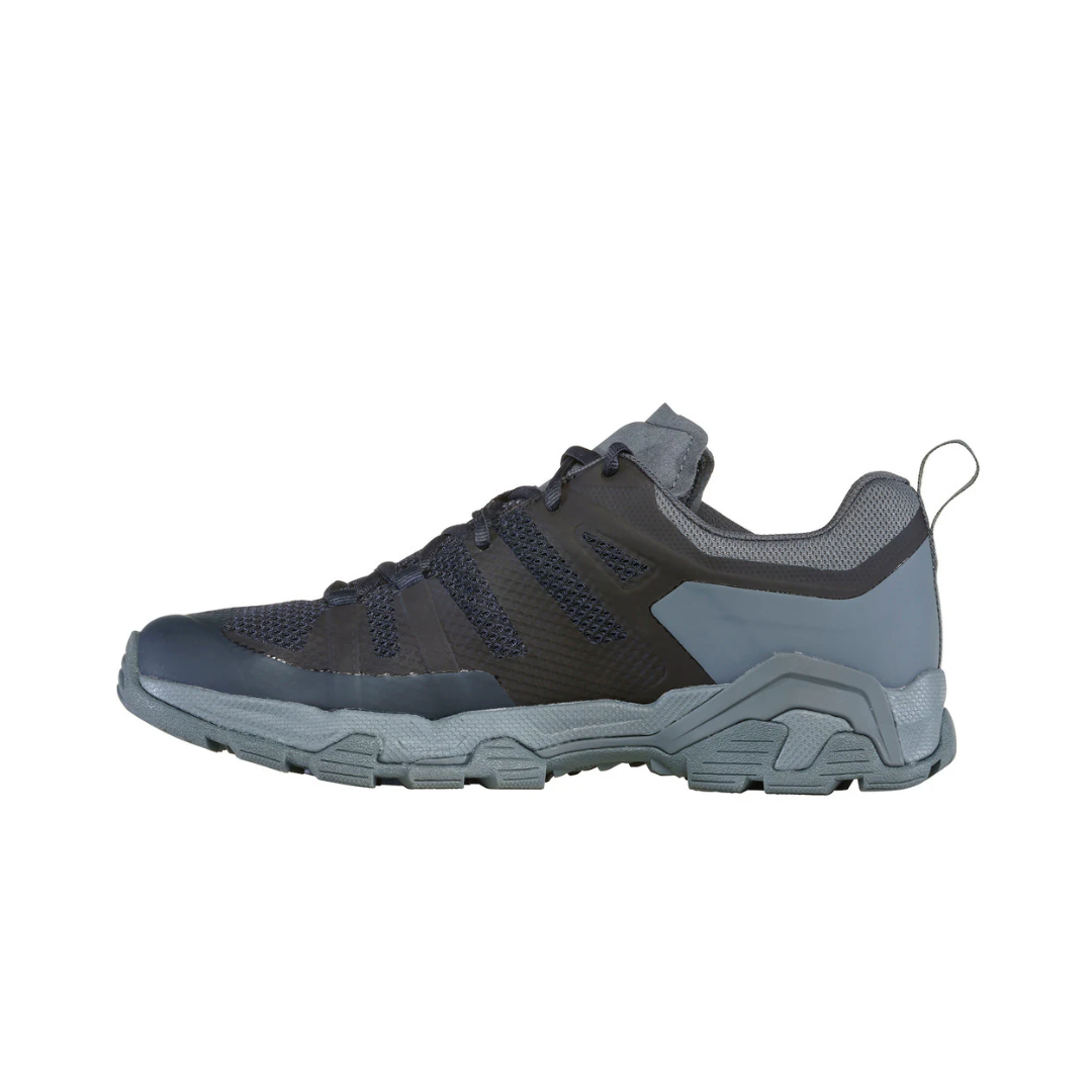 Side view of Men's Arete Low hiking shoe in Blue Night – featuring a lightweight and breathable mesh upper with synthetic overlays, responsive midsole cushioning, and a grippy outsole designed for fast-paced trail performance.