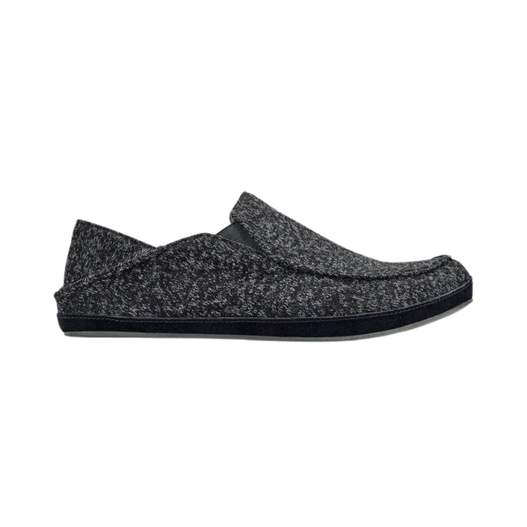 Side View of Men’s Olukai Moloa Hulu in black/black – featuring soft shearling lining, premium leather uppers, and a collapsible Drop-In Heel®.