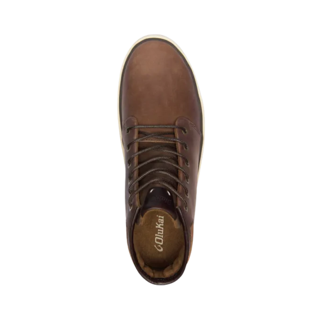 Top View of Men’s Olukai Kekaha casual slide sandal in toffee and off-white – featuring a wide strap design, textured footbed for comfort, and slip-on convenience.