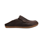 Side View of Men’s Olukai Moloa Slipper in dark wood – featuring a soft nubuck leather upper, collapsible Drop-In Heel® for versatile wear, and a cushioned anatomical footbed for all-day comfort.