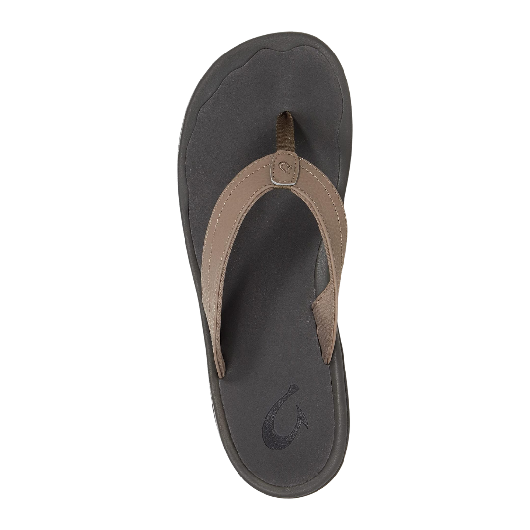 Top view of Women’s Olukai Ohana sandal in Warm Taupe/Island Salt – featuring a soft taupe strap with white contrast lining, nylon toe post, anatomically contoured footbed with arch support, and textured surface for stability and comfort.