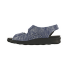 Side View of Women’s SAS Relaxed Sandal in silver blue – featuring ergonomic arch support, lightweight flexible sole, and padded heel strap for enhanced comfort.