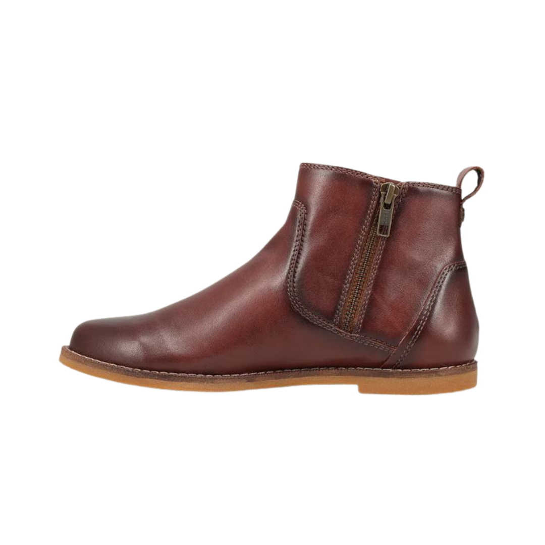 Side View of Women’s Taos Double Time Shoe in Whiskey – featuring rich leather construction, low-profile casual silhouette, and cushioned midsole for support during daily activities.