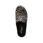 Top View of Women’s Alegria Sereniti shoe in Tundra – featuring a wide toe box for reduced pressure and improved circulation, a cushioned, removable footbed designed for shock absorption and arch support, and a smooth leather upper for easy maintenance and a polished finish.