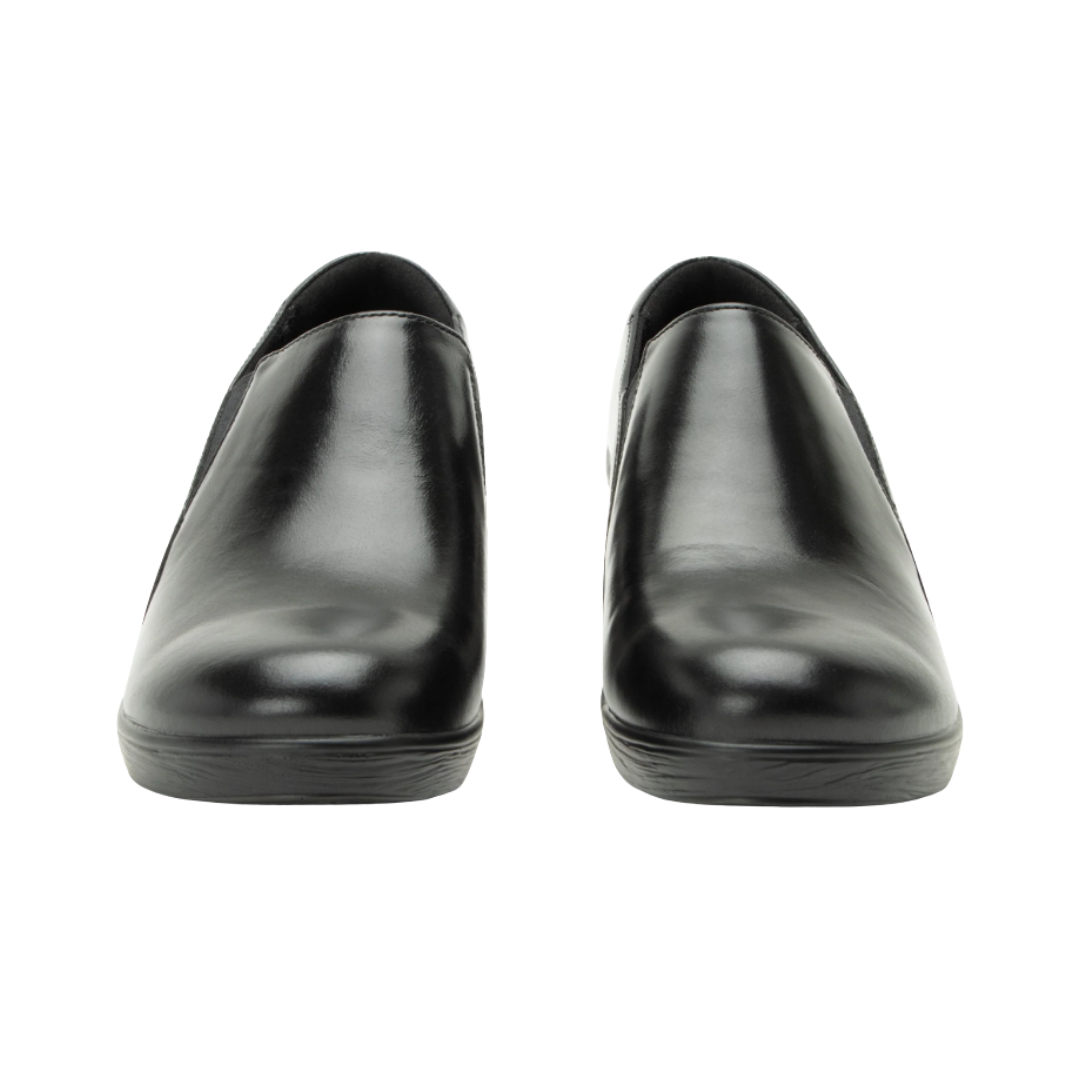 Front View of Women’s Alegria Skylar sandal in black – featuring an open-toe design, adjustable 2-strap closure, and cork footbed with soft cushioning for a secure and comfortable fit.
