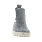 Front view of Women’s Asportuguesas Caia in Concrete – featuring a rounded toe with soft felted wool upper in light concrete grey, twin elastic gore panels, and a seamless mid-cut slip-on silhouette for modern comfort.