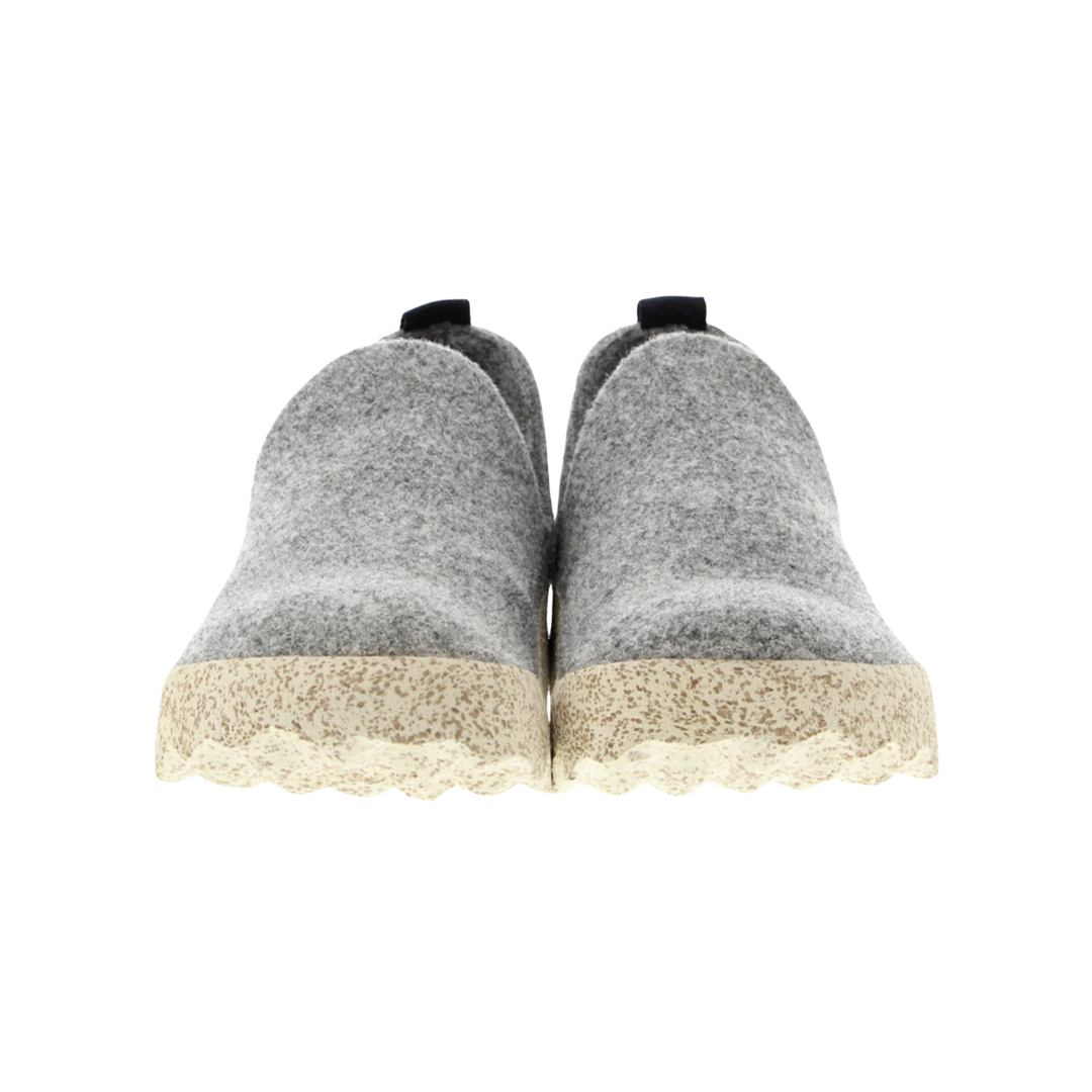 Front view of Asportuguesas City in Concrete Tweed – featuring a rounded toe with textured wool upper, slip-on construction, and clean, seamless lines for a modern, minimalist silhouette.