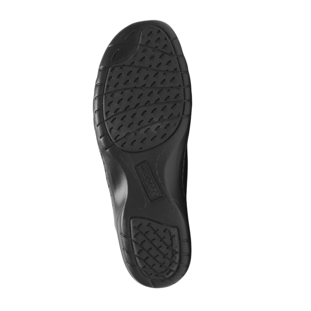Bottom view of Women’s Cobb Hill Penfield Ruched ankle boot in black – featuring a durable rubber outsole with slip-resistant tread pattern for reliable traction.