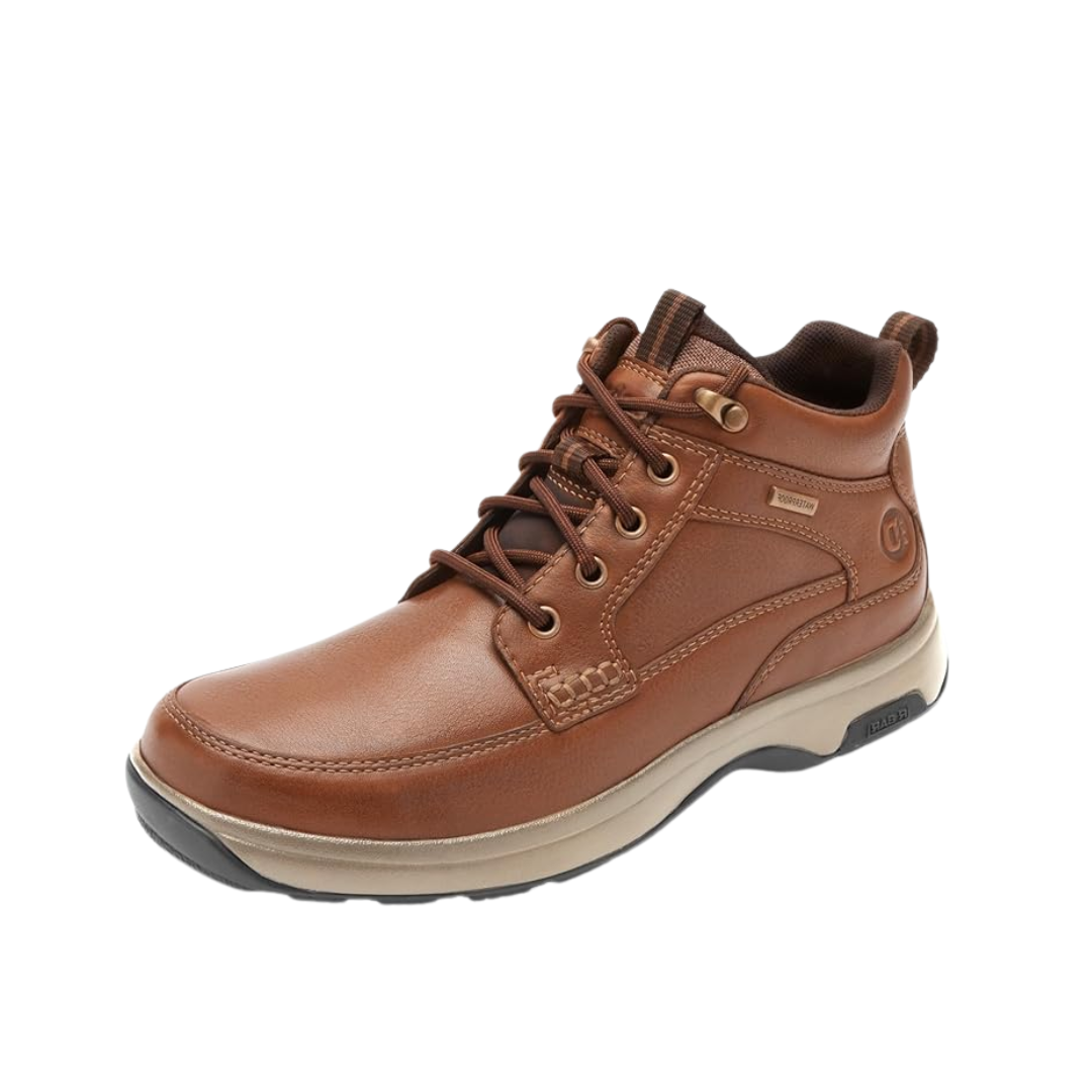 Side View of Men’s Dunham 8000 Waterproof Mid Boot in Tan leather – featuring full-grain leather upper, seam-sealed waterproof construction, and a lightweight EVA midsole for all-day cushioning.