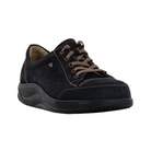 Angled View of Women’s Finn Comfort Ikebukuro Nero Schwarz Diva Shoe in Black – featuring stylish silhouette with polished finish, cushioned interior for comfort, and sturdy sole for stability.