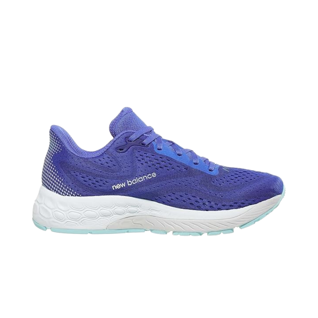 Side view of Women’s New Balance Fresh Foam X 880v13 in Marine Blue/Bright Cyan – featuring Fresh Foam X midsole cushioning for a soft, smooth ride, and a sleek design for modern aesthetics.