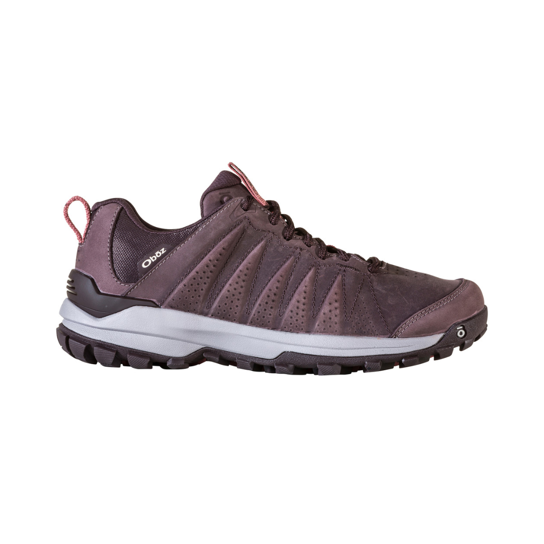 Side view of Women’s Oboz Sypes Low Waterproof in Peppercorn – featuring a waterproof nubuck leather and mesh upper, B-DRY waterproof membrane for moisture protection, EVA midsole for cushioned support, and a muted peppercorn grey tone for versatile outdoor wear.